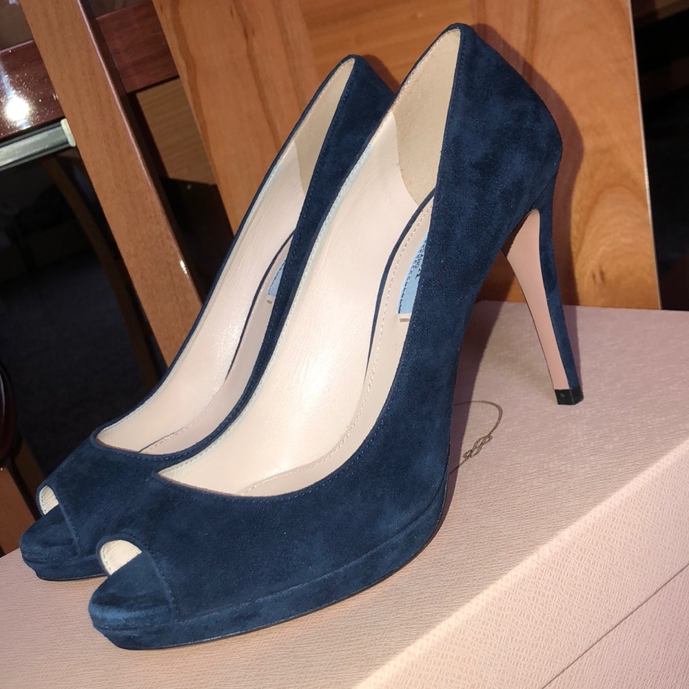 NEW 100% AUTHENTIC PRADA ULTRAMARINE PEEP TOE HEEL